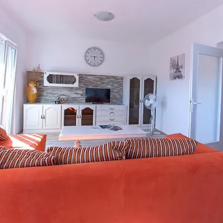 Apartament Nella