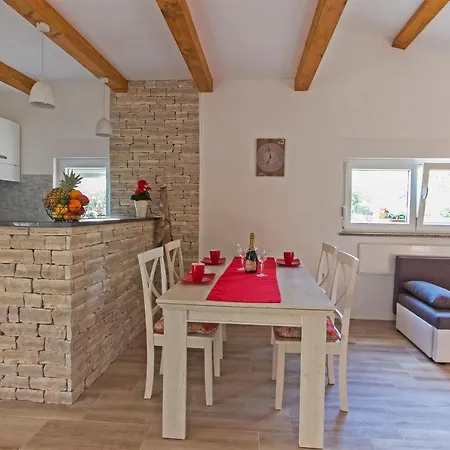Nella Apartament