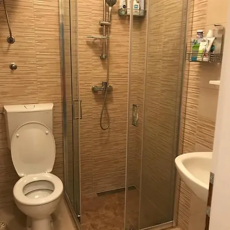 Nella Apartman