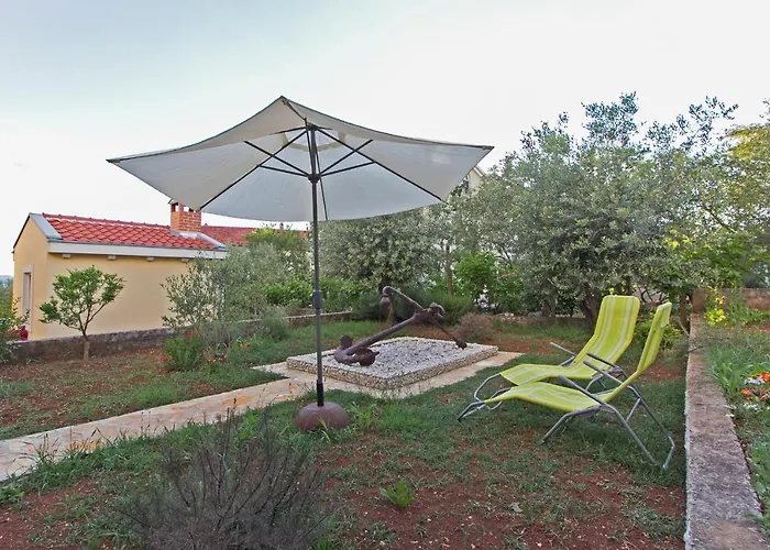 Nella شقة زادار